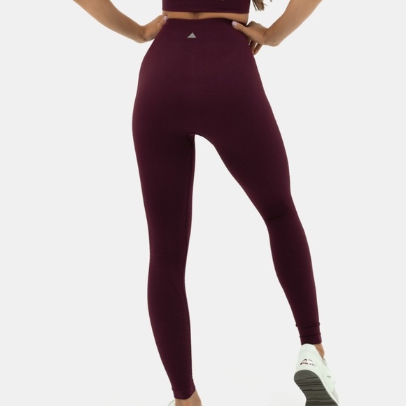 Balance Athletica Pants - Balance Athletica Quartz Leggings Amethyst